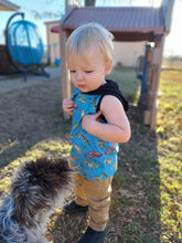 Load image into Gallery viewer, RTS Reptiles tanks and shorts