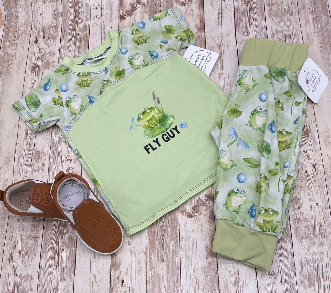 RTS FROG tee and capris