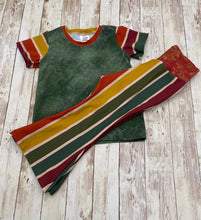 Load image into Gallery viewer, Retro shirts
